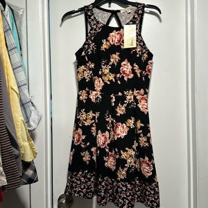 Rewind sleeveless sundress size small zipper back black with floral print